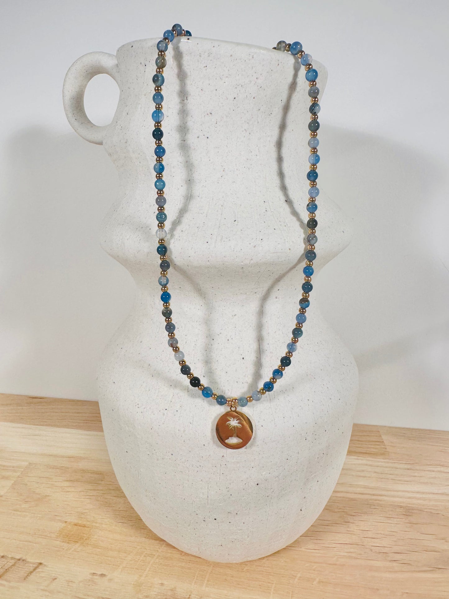 COLLIER CHARMS avec Pierre Budapest